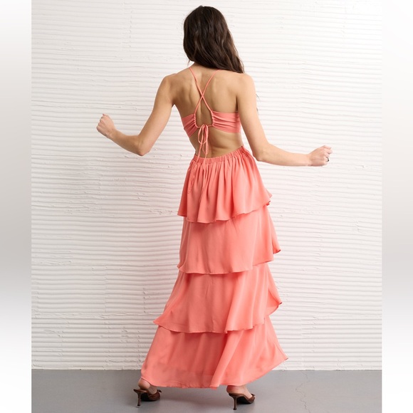 NWT AE Cutout Tiered Maxi Dress - Picture 3 of 10